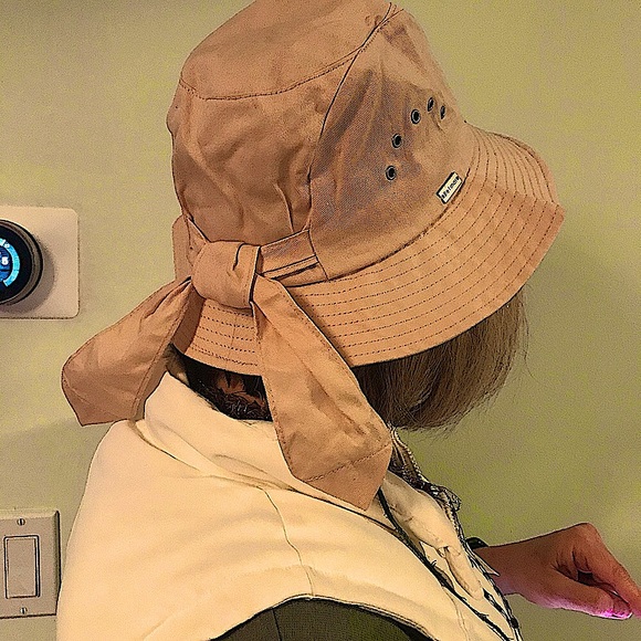 Betmar Lightweight Bucket Hat - Picture 3 of 16